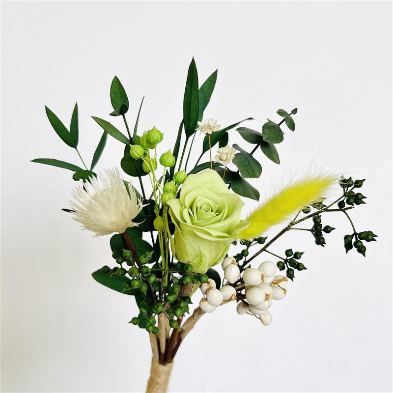 Getrocknete botanische Blumenarrangement