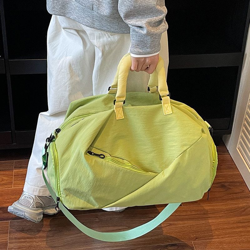 Vielseitige leichte Reisetasche Brehn