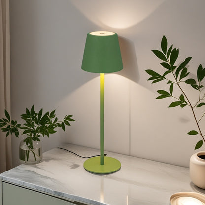 Einstellbare LED Stehlampe