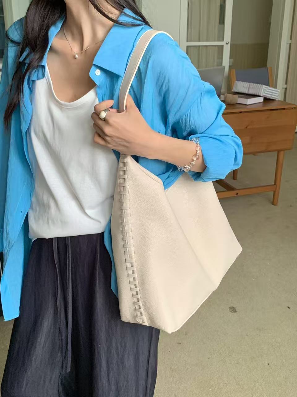 Moderne Vegane Leder Schlappe Tote Tasche