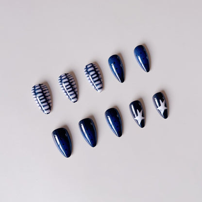 Kunstnagelset mit modischem Sternen-Design Brehn