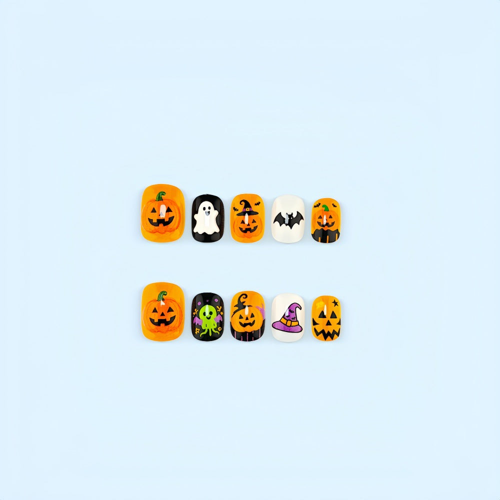 Kunstnägel mit gruseligen Halloween-Motiven Brehn