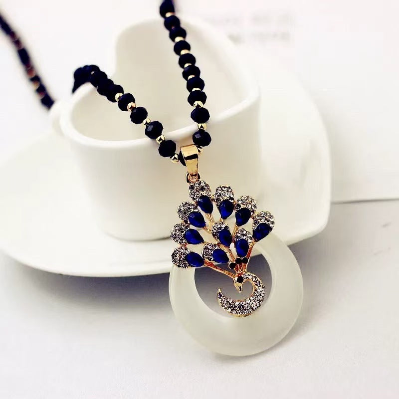 Verziertes Anhänger-Halsband Brehn