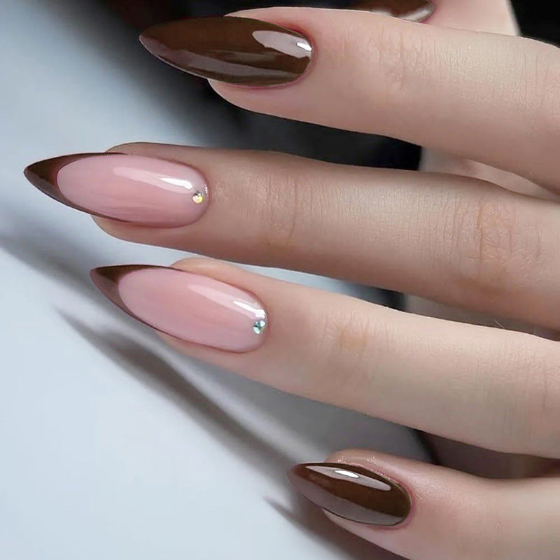 Press-On Nail Art Set mit eleganten Französischen Tipps Brehn