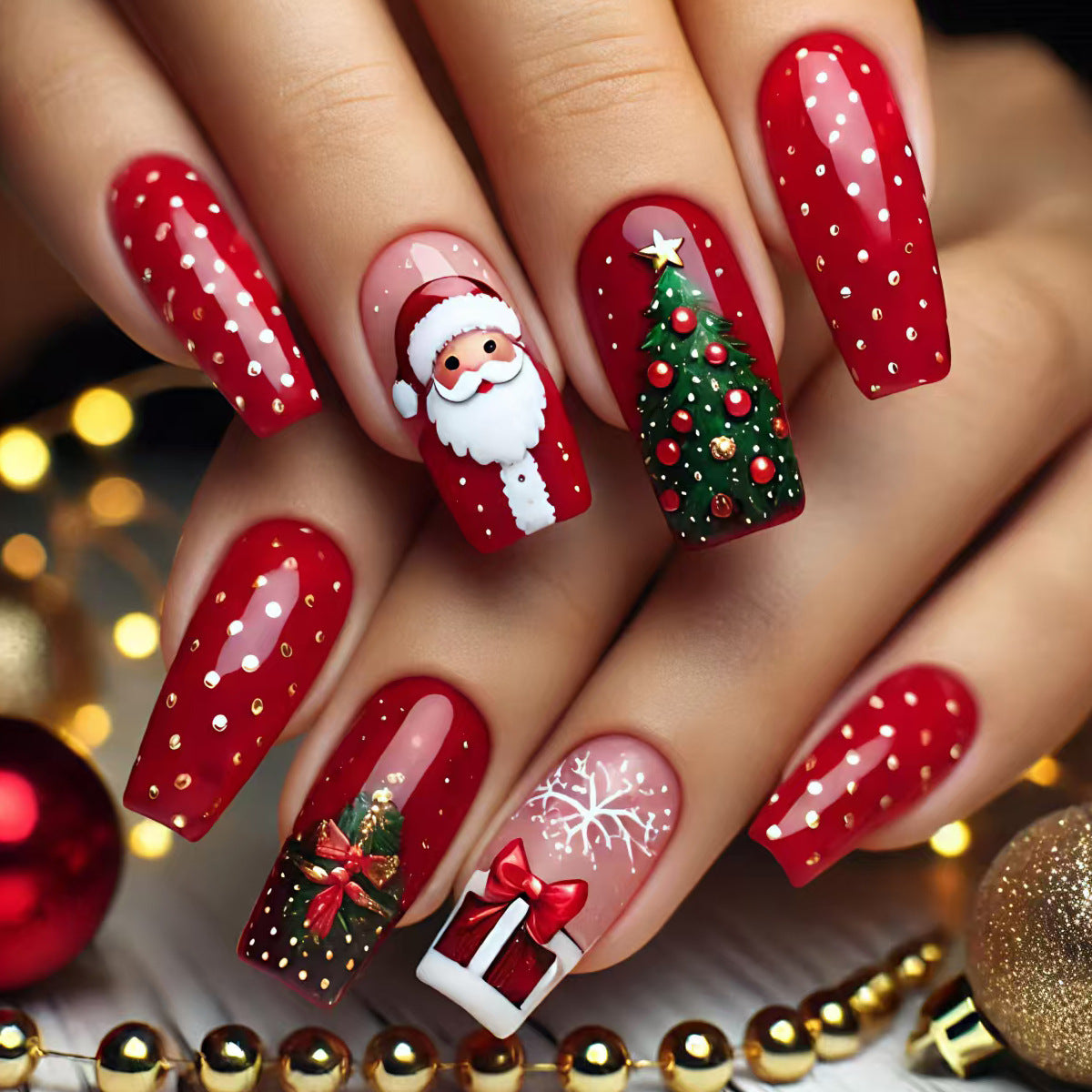 Weihnachtskunstnägel mit Festlichem Santa und Tannenbaum Design Brehn