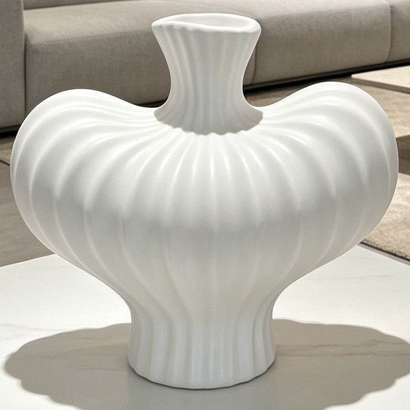 Skulptierte gerippte dekorative Vase Brehn