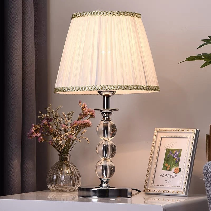 Kristallglasfuß-Tischlampe