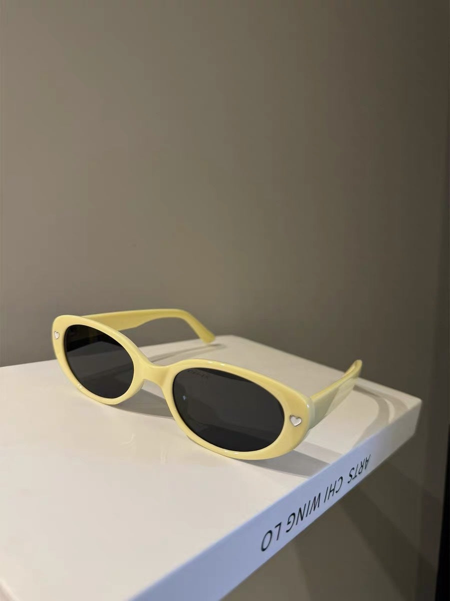 Modische Cat-Eye Sonnenbrille mit Herzen Brehn