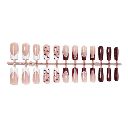 Elegantes Press-On-Nagel-Set mit künstlerischem Herzen und glänzendem Finish Brehn