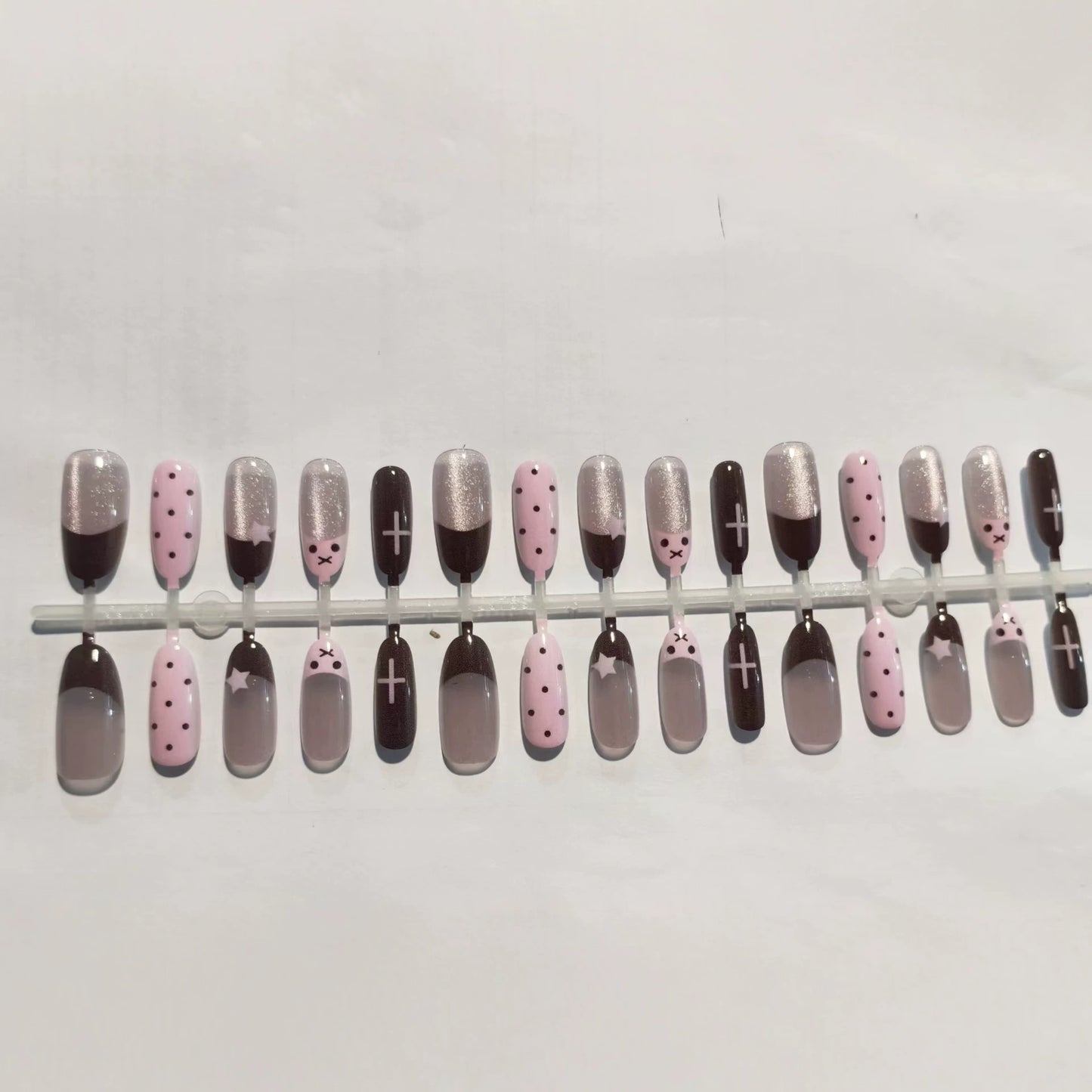 Kreatives Press-On Nagelset Brehn