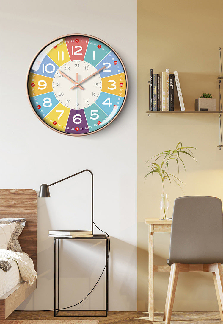 Farbe Time Silent Kids Clock – Geräuschlose Wanduhr mit pädagogischem Design | Brehn