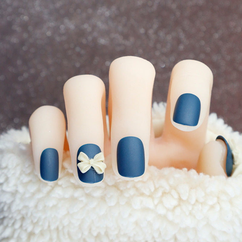Stylisches dekoratives Press-On Nagelset Brehn