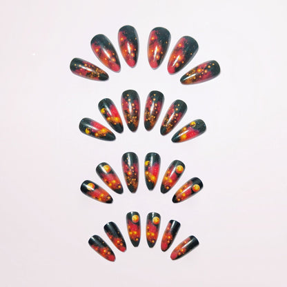 Himmlische von Galaxien inspirierte Nagelkunst Brehn