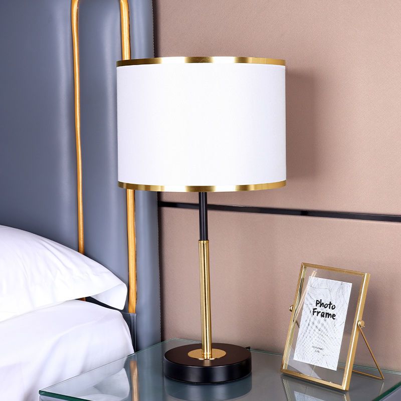 Moderne Minimalistische Stilvolle Tischlampe