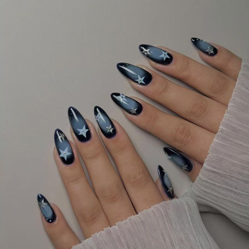 Dekorative Sternen-Nagelkunst Verlängerungen Brehn