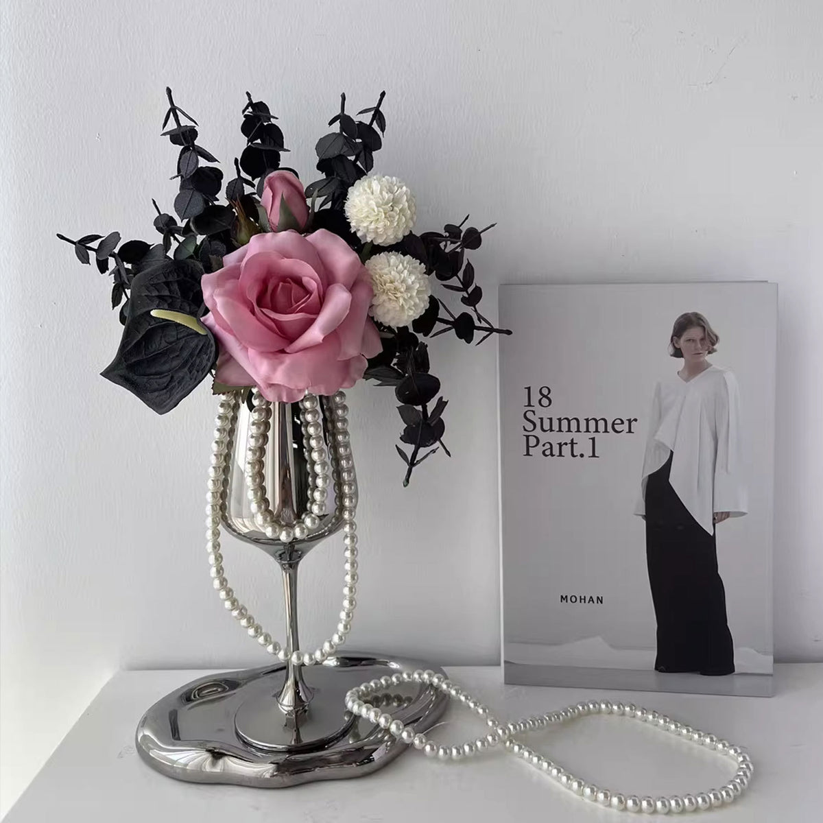 Elegante florale Mittelstück  1790318232