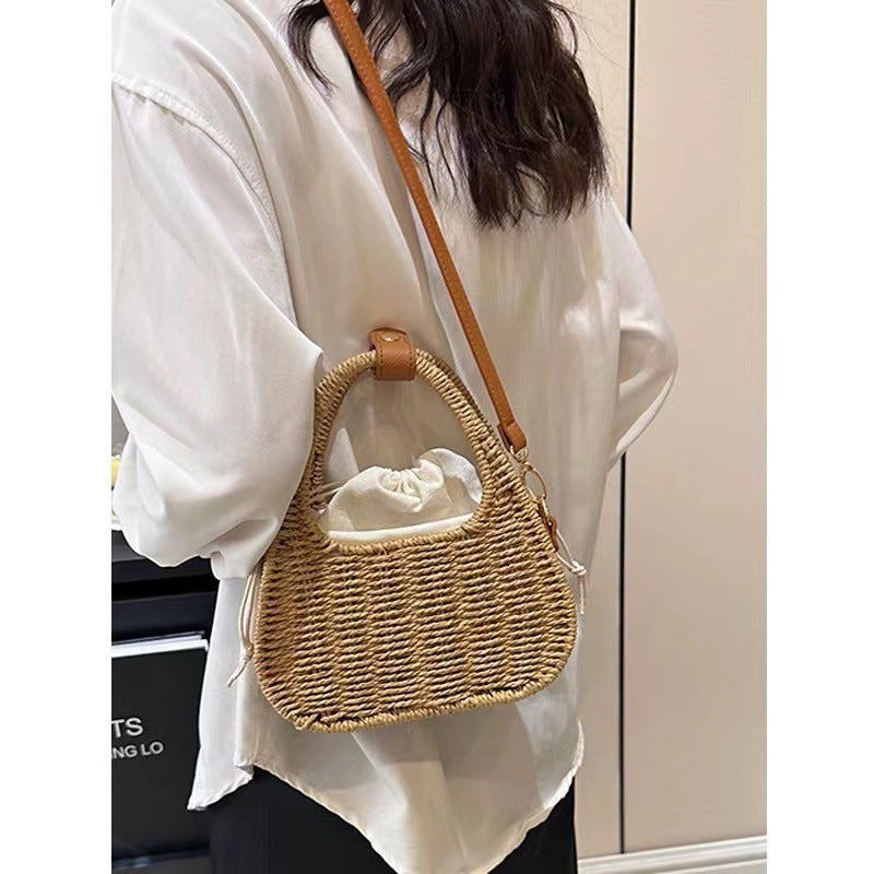 Modische Rattantasche mit Elegantem Lederdetail Brehn