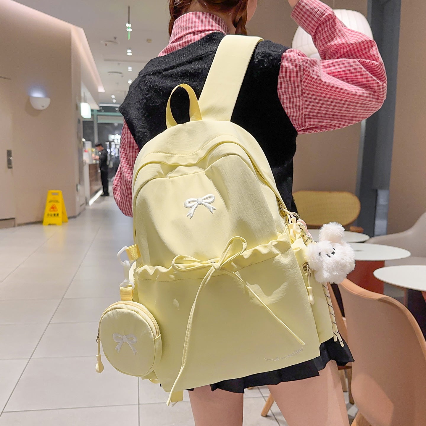 Rucksack mit Niedlichen Applikationen und Multifunktionalem Design Brehn
