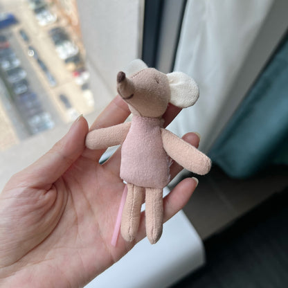 Handgemachte Leinen Lange-Glied-Bunny-Puppe mit gesticktem Karotten-Overalls