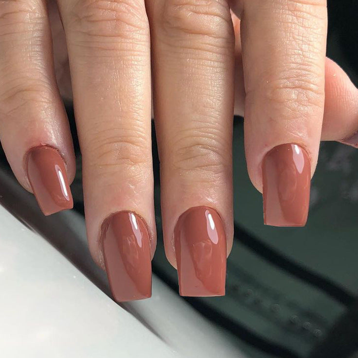 Stylische Gel-Nagelverlängerungen Brehn