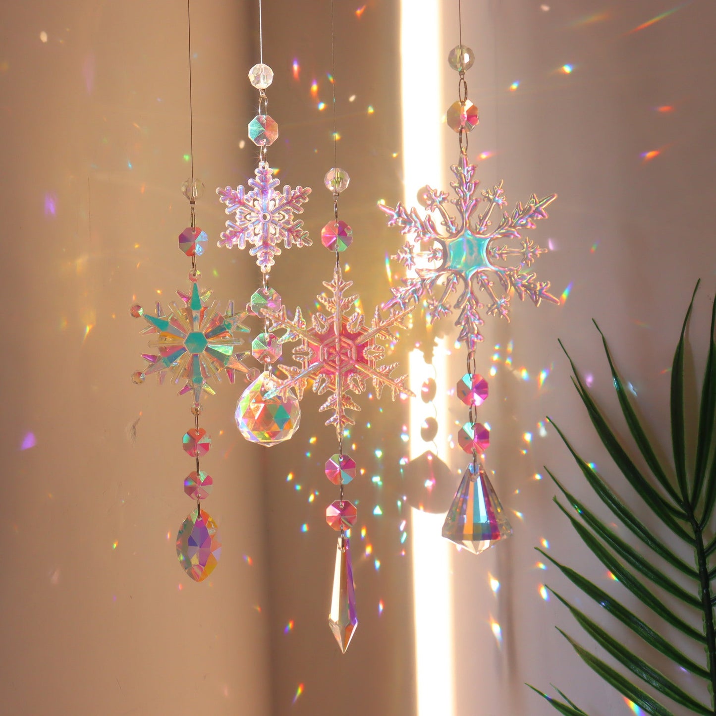 Brehn | Weihnachtsfarbige Schneeflocken Kristall Sonnenfänger Eis Säulenanhänger Fenster Weihnachtsbaum Dekoration Party Anhänger Weihnachtsdekoration