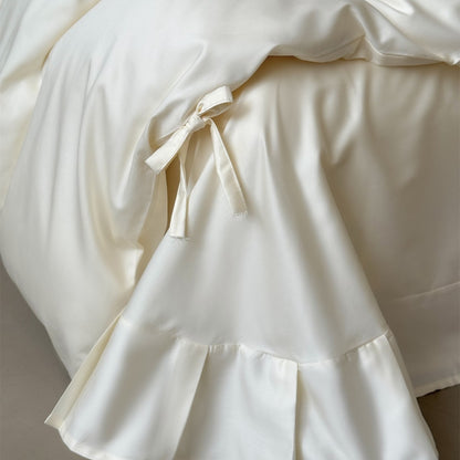 Satin-Feel Bestickte Bettwäsche Set mit Bindeschließen und Kissenbezügen