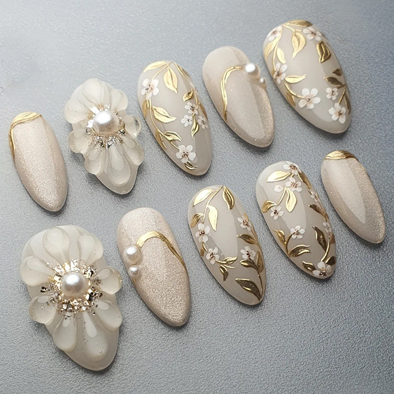 Premium Dekorative Press-On Nagelset mit elegant verzierten Designs Brehn