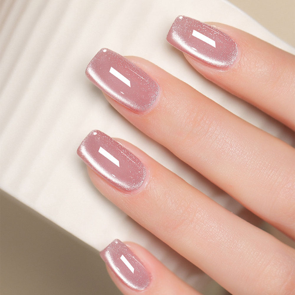 Glänzende Kunstnägel mit Sanftem Rosa-Effekt Brehn