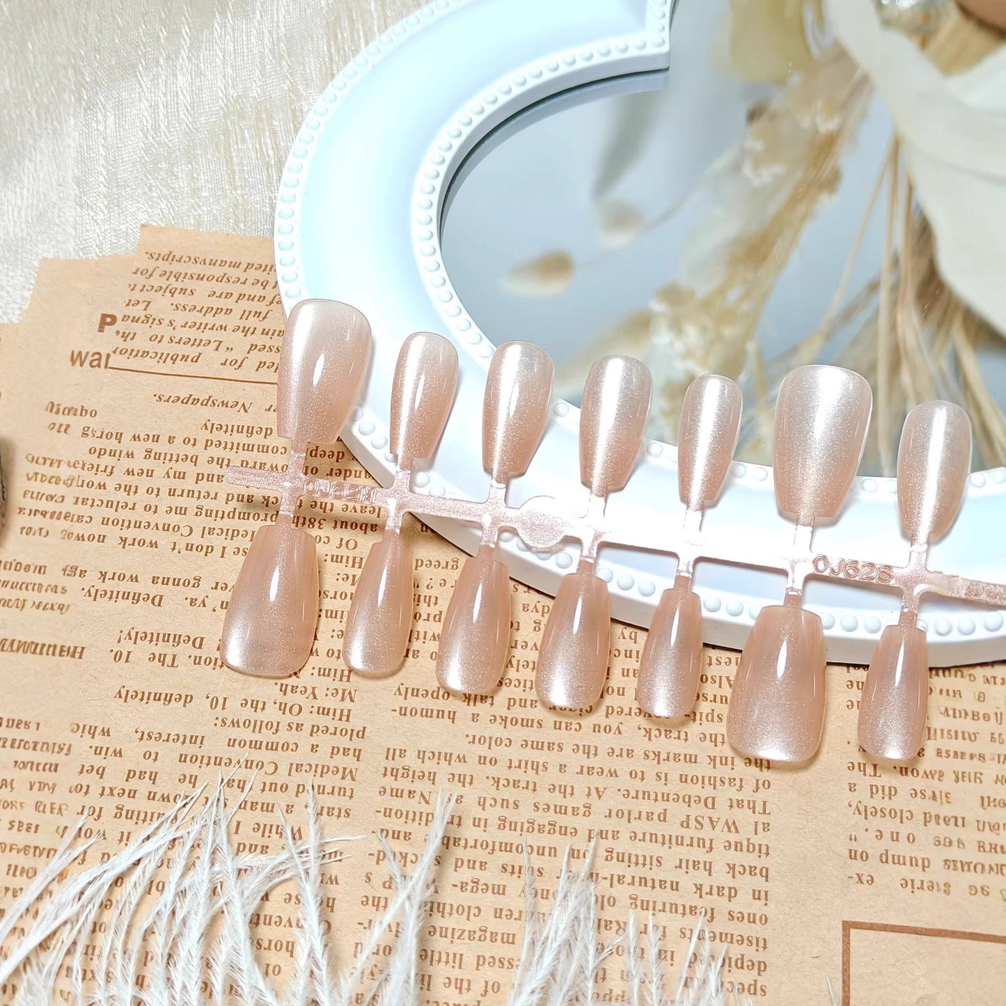 Hochwertige Kunstnägel Im Zeitlosen Nude-Look Brehn