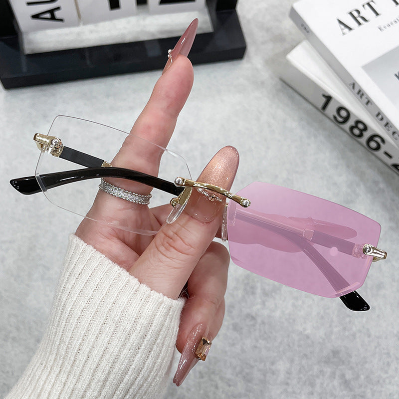 Damen stilvolle Designer-Brille mit multifunktionalen Gläsern Brehn