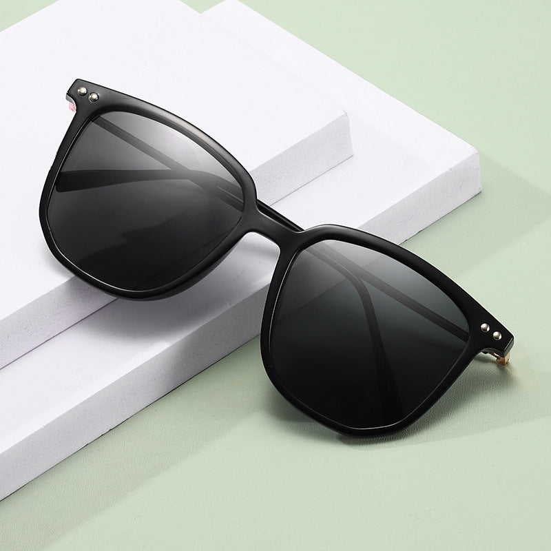 Damen modische Oversized-Sonnenbrille mit robustem Rahmen und UV-Schutz Brehn