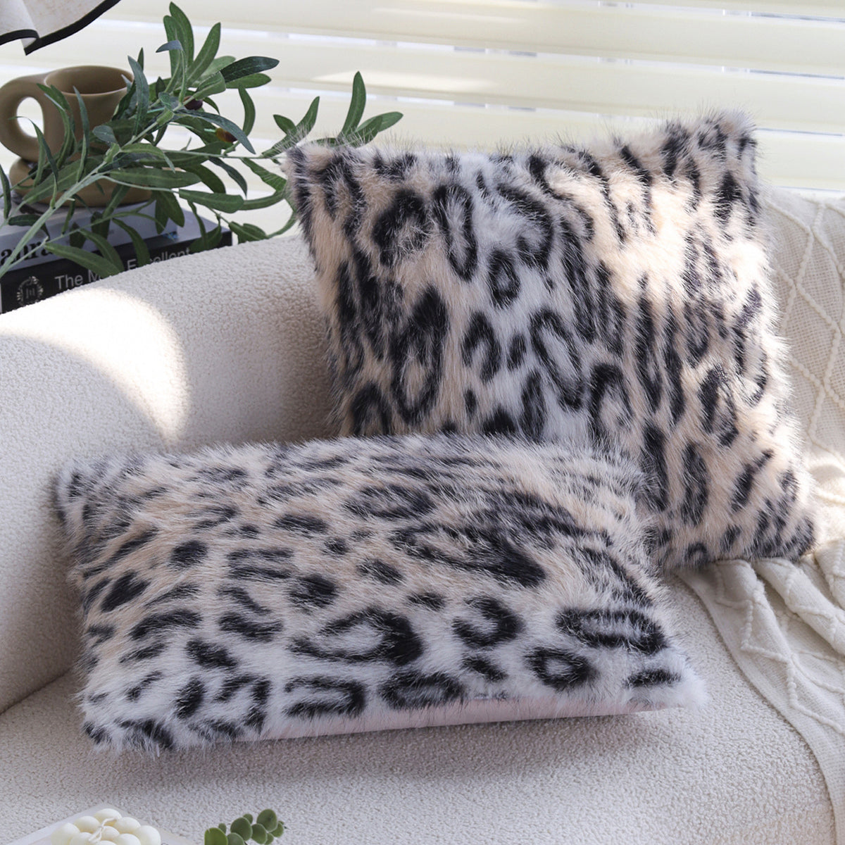 Quadratischer Faux-Fur Kissenbezug im Vintage‑Leopardenprint mit extraweichem Langhaar Brehn