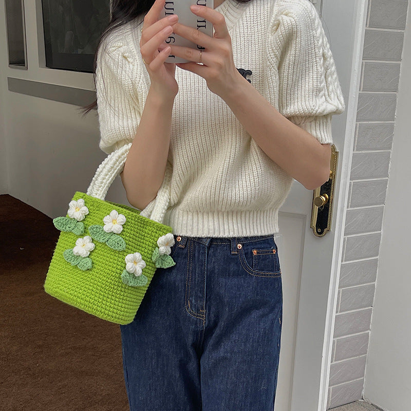 Damen Gehäkelte Handtasche mit Blumenakzenten Brehn