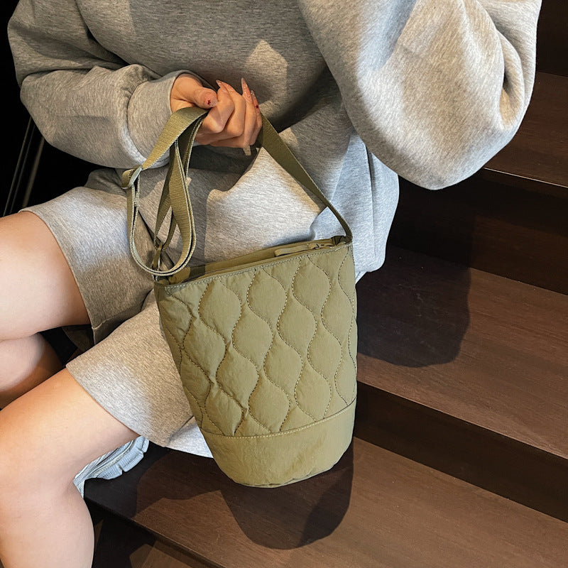 Praktische Umhänge Tasche Brehn