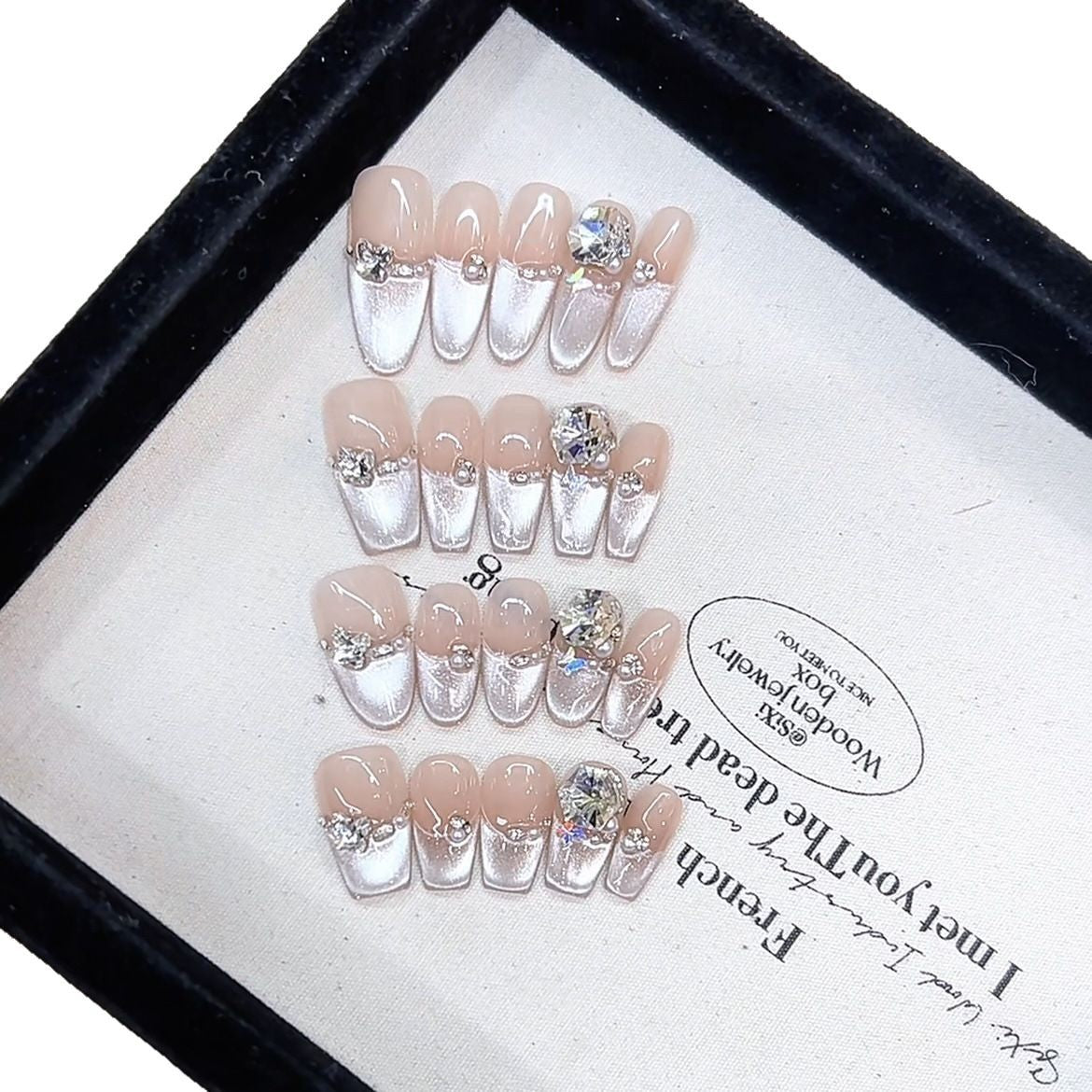 Künstliche Nagelkunst Brehn