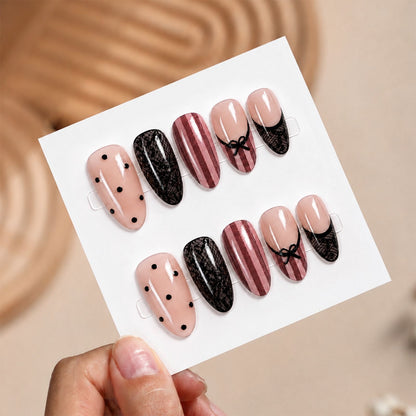 Kunstnagelset mit stilvollen 3D-Akzenten Brehn