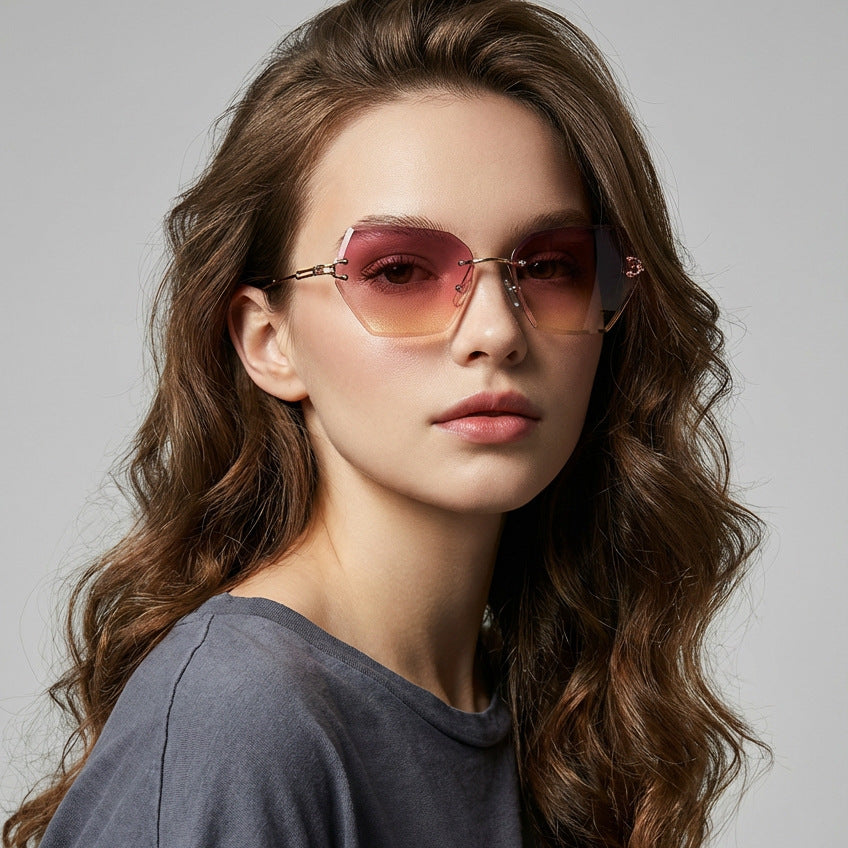 Damen moderne Sonnenbrille mit stilvollem sechseckigem Rahmen Brehn