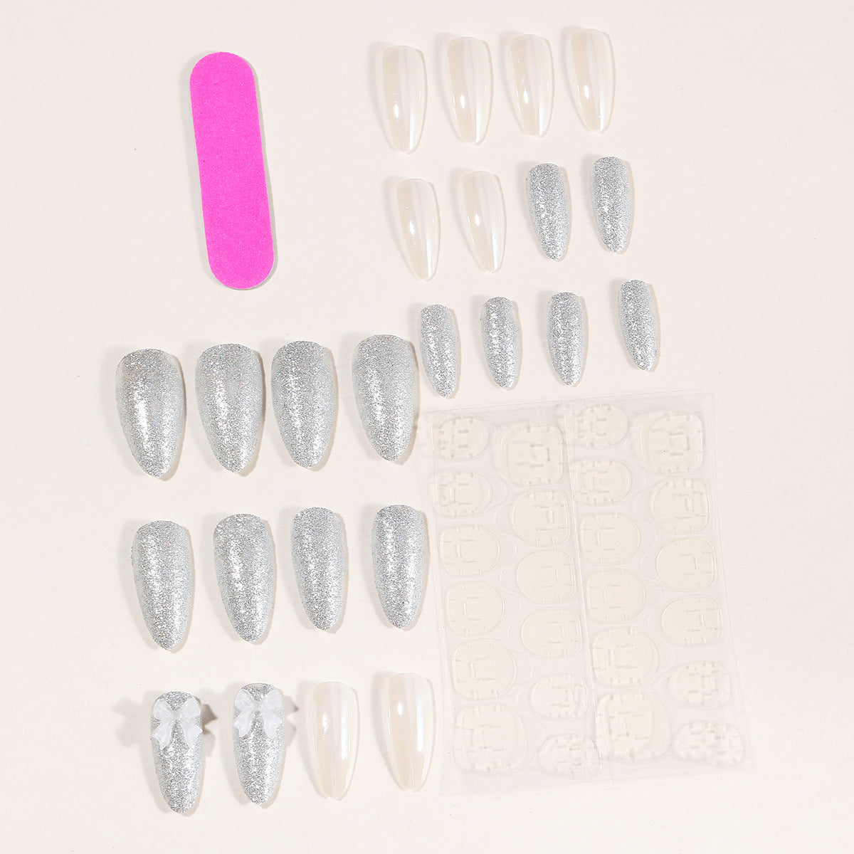 Elegante Stiletto-Nagelkunstverlängerungen mit 3D-Schleifenakzenten Brehn
