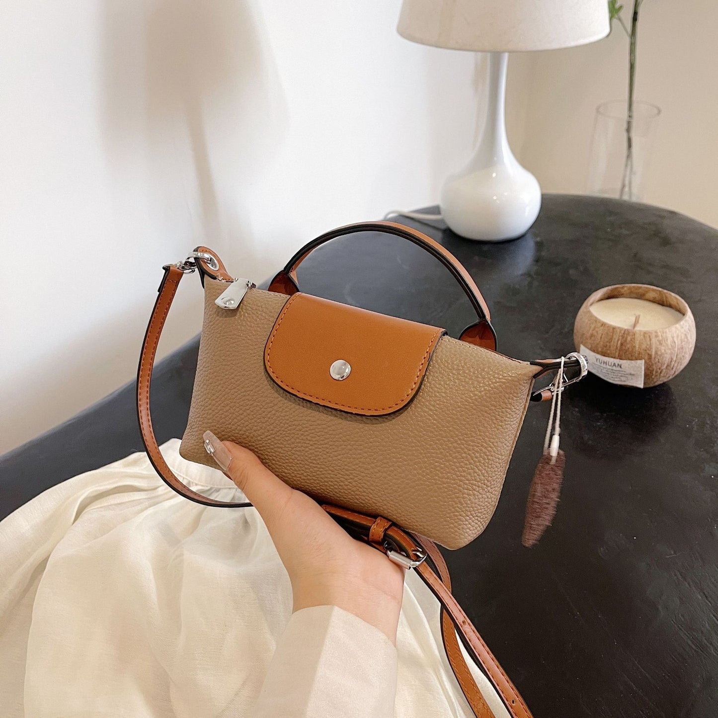 Chic Texturierte Mini-Handtasche Brehn