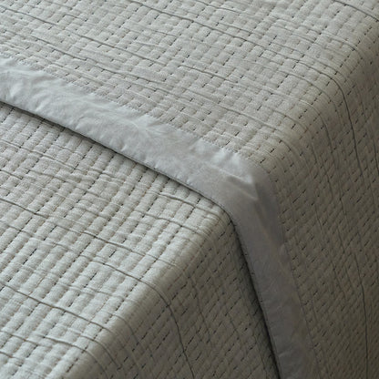 Gestepptes Baumwoll-Bettüberwurf-Set mit leichtem Patchwork‑Relief