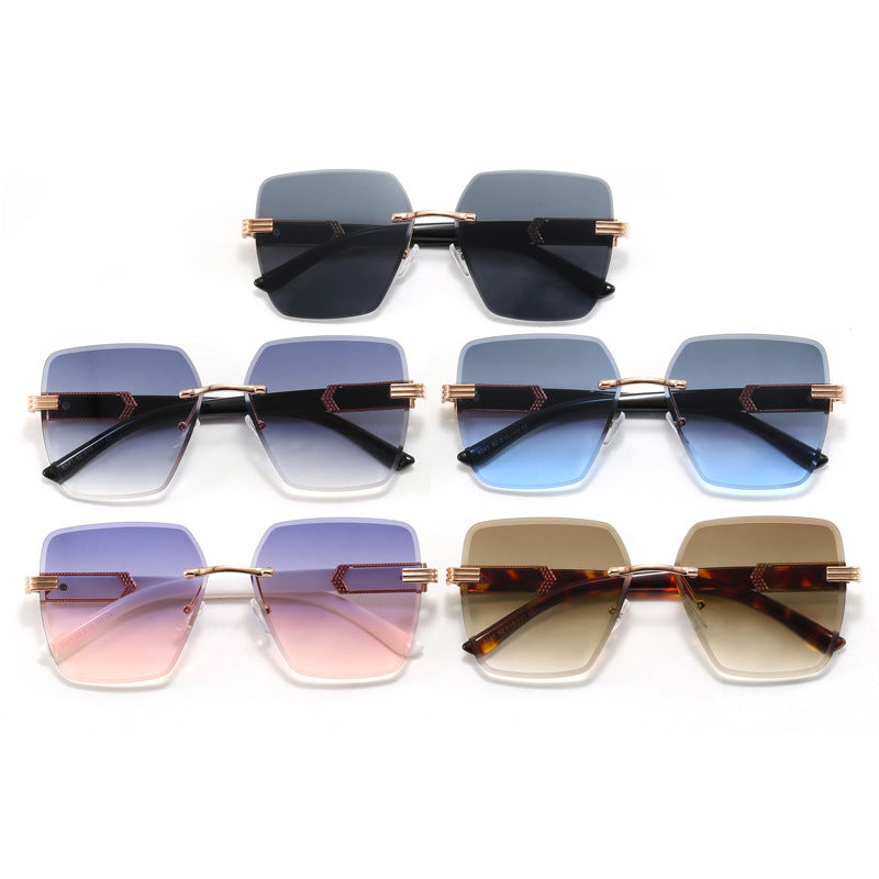Damen Luxus-Sonnenbrille mit einzigartigem Rahmen und edlen Akzenten Brehn