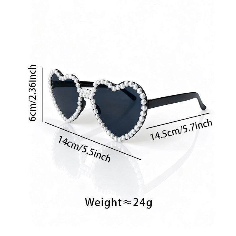 Herzförmige Sonnenbrille mit Perlenakzenten Brehn