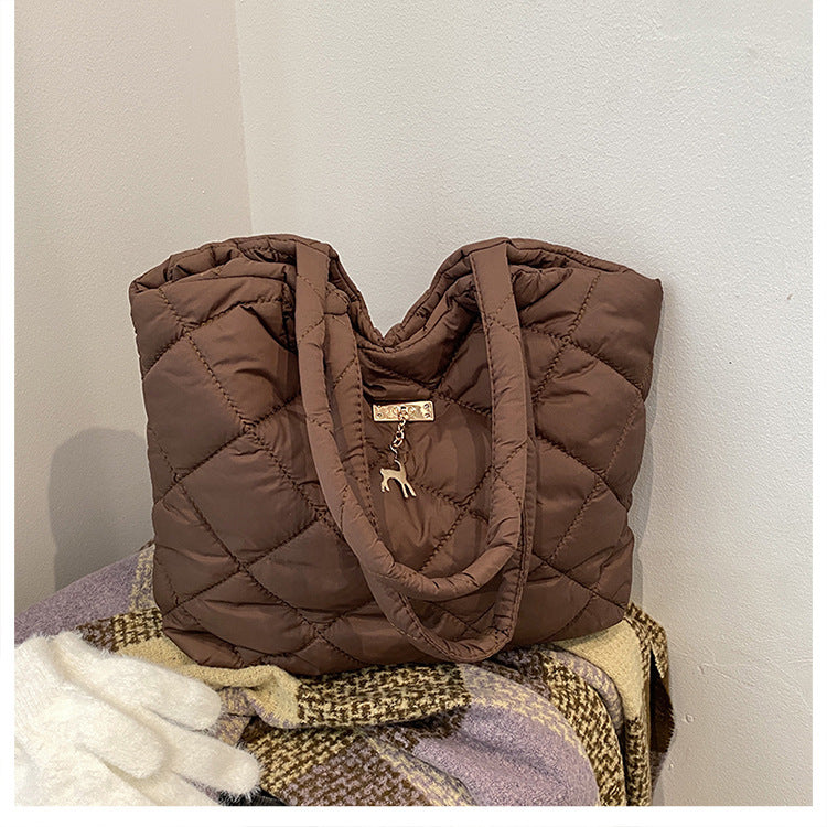 Stylische Stepp-Tragetasche Brehn