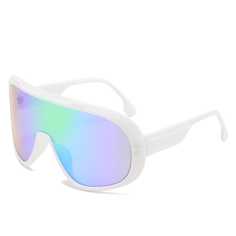 Damen modische Schutzbrille im futuristischen Design Brehn