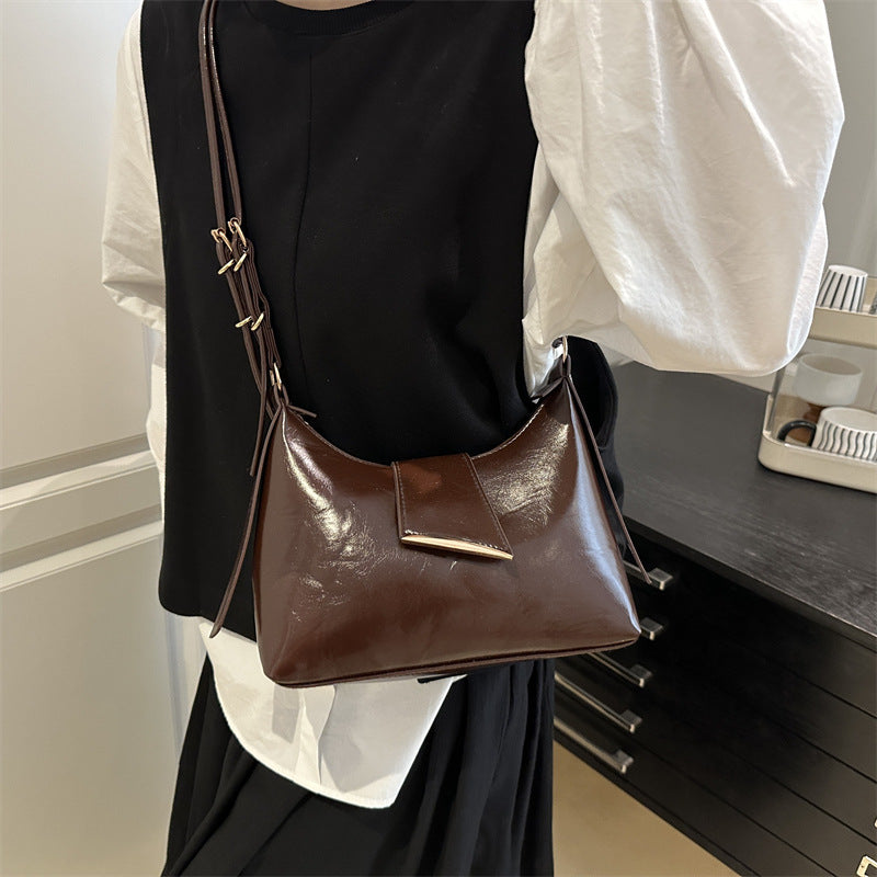 Luxuriöse Patelleder-Schultertasche Brehn