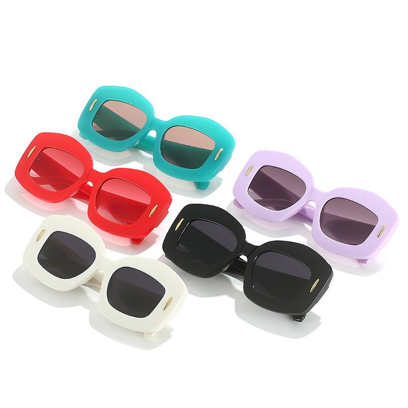 Zeitgenössische Chunky Rahmen Sonnenbrille Brehn