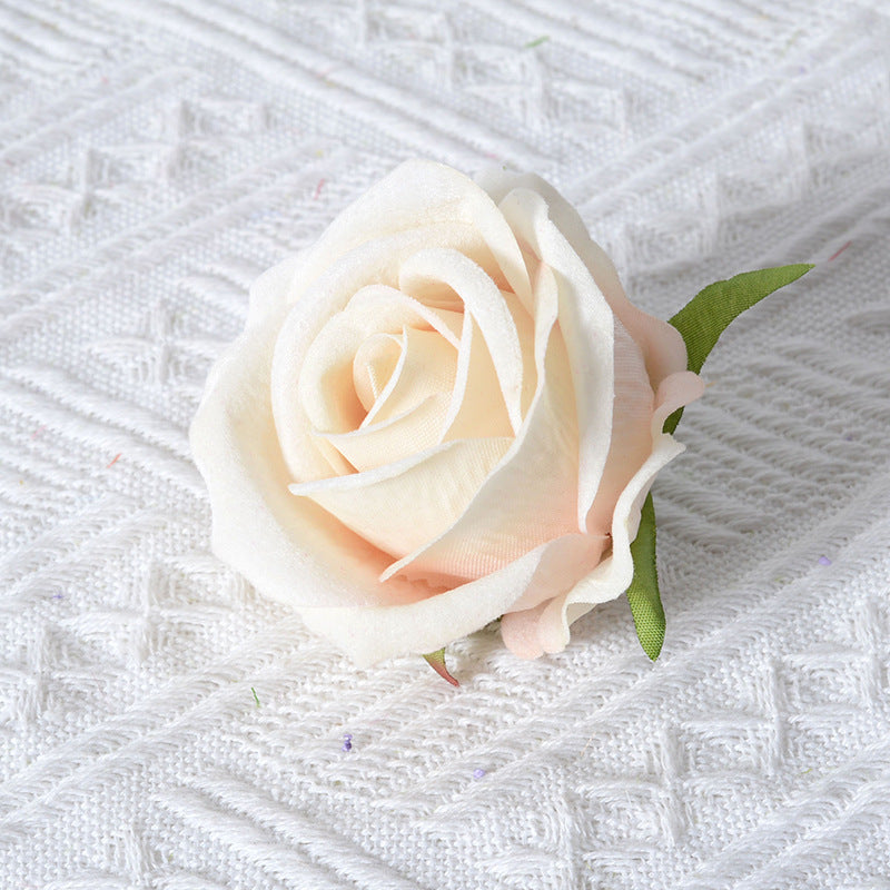 Dekorativer Samt Rose Pins Brosche