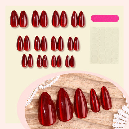 Kunstnagelset mit elegantem länglichem Design Brehn