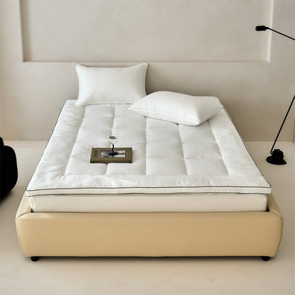Gepolsterter Matratzen-Topper aus gesteppter Mikrofaser und Baumwoll-Comfort