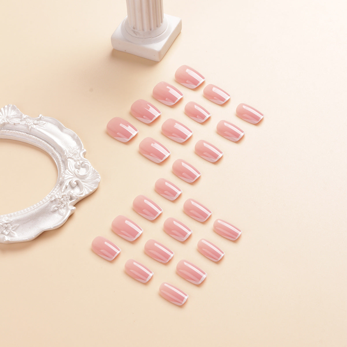 Elegante Nagelpflege Brehn